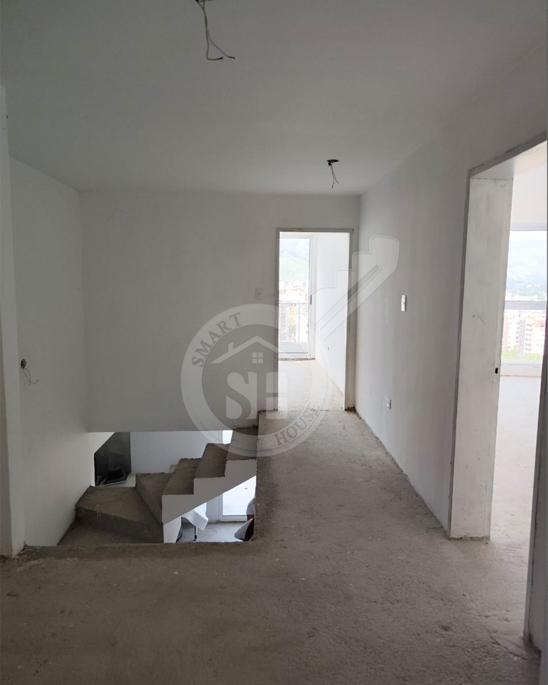 PENTHOUSE DUPLEX OBRA GRIS VENTA RES. TERRA NORTE - URB. BASE ARAGUA