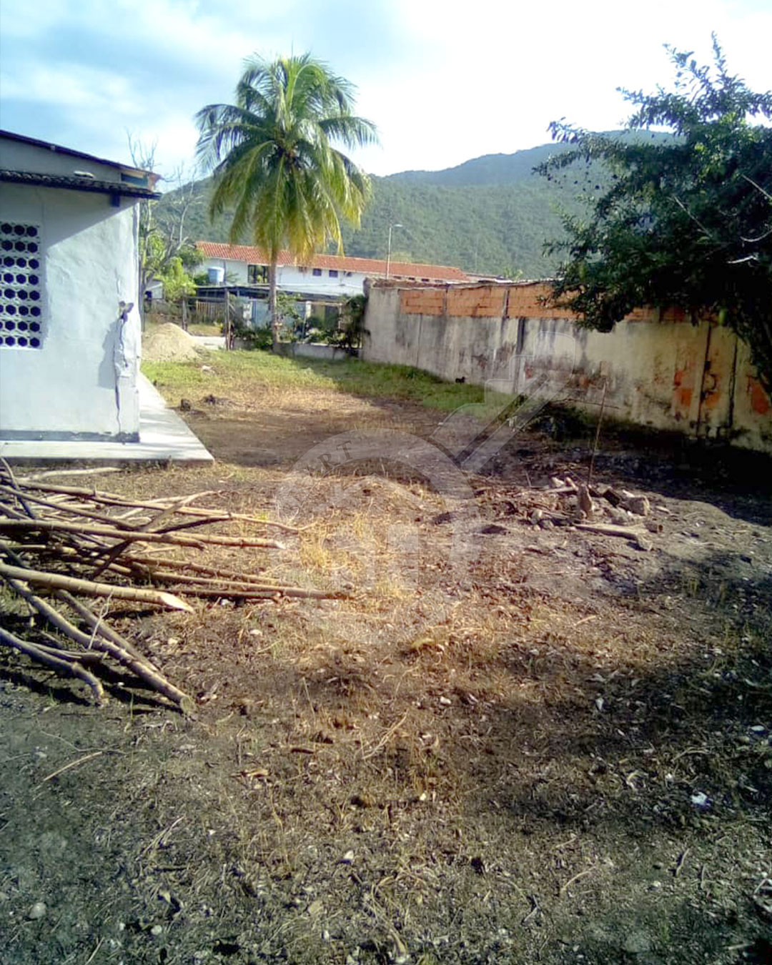 CASA EN VENTA EN OCUMARE DE LA COSTA EL PLAYON