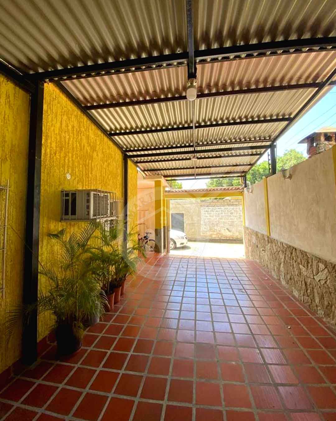 TOWN HOUSE EN VENTA 