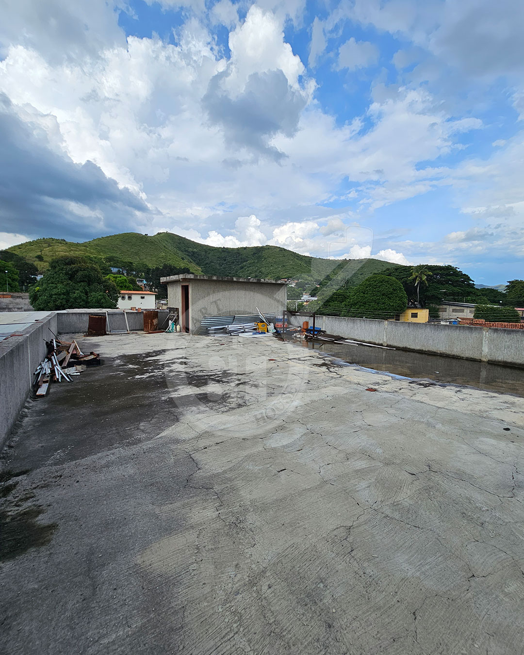 EDIFICIO OBRA GRIS VENTA VILLA DE CURA