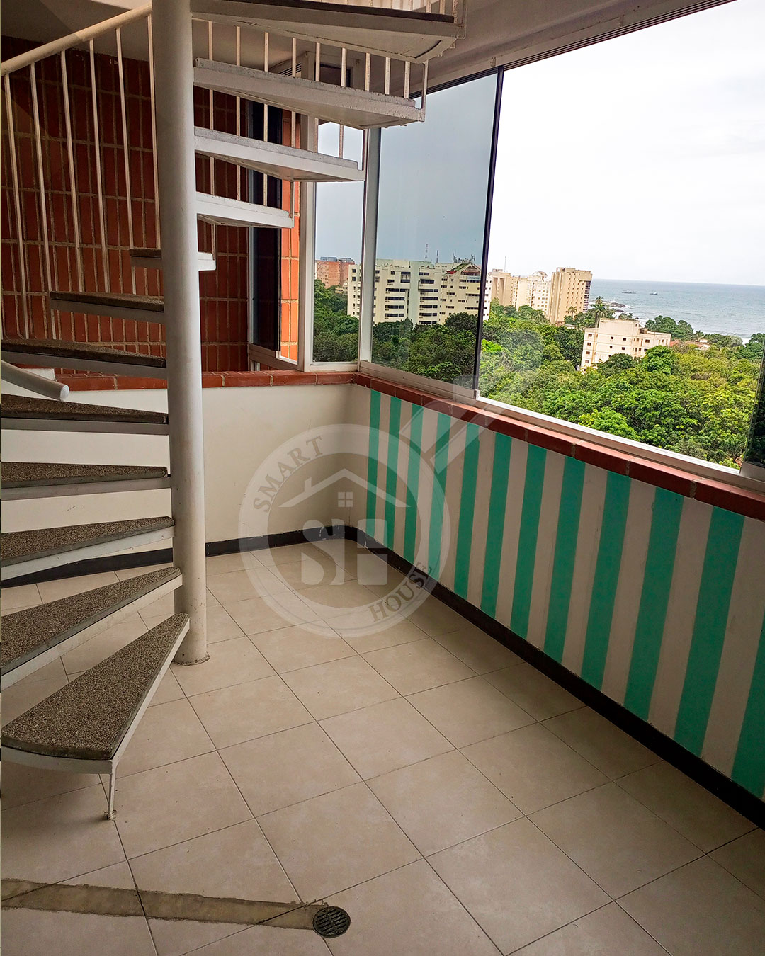 APARTAMENTO VENTA RES. LAS PERLAS LA GUAIRA