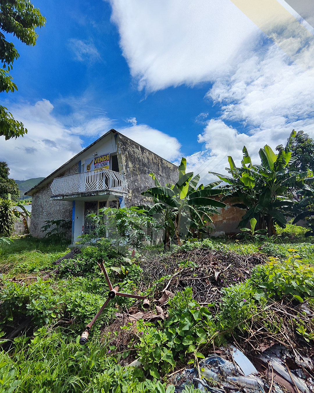 CASA - TERRENO VENTA BARRIO SUCRE