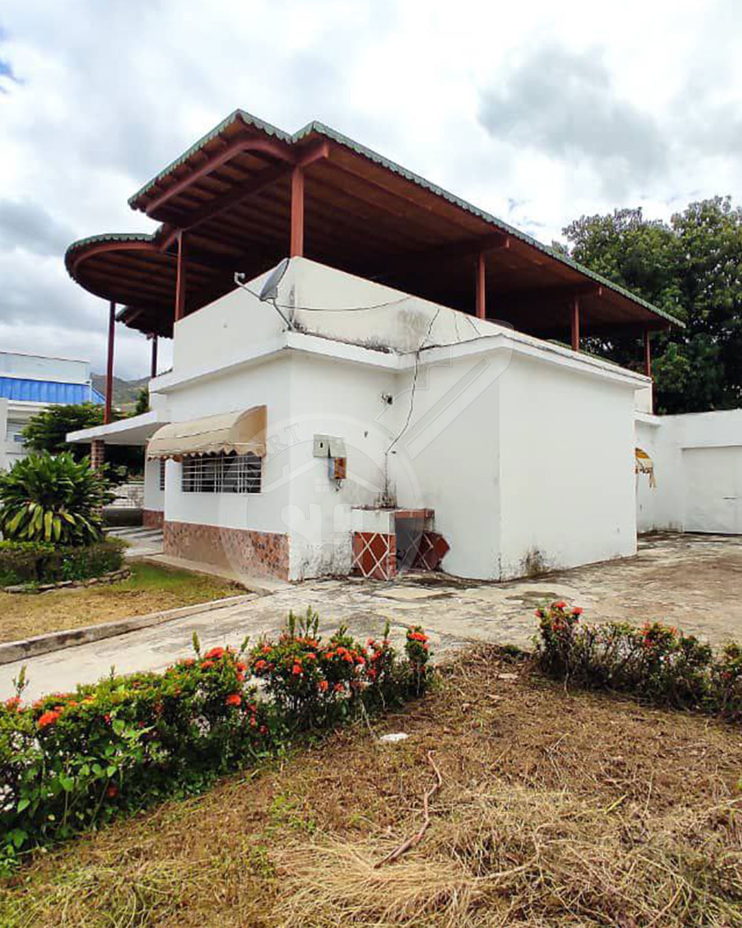 CASA VENTA BARRIO SUCRE 