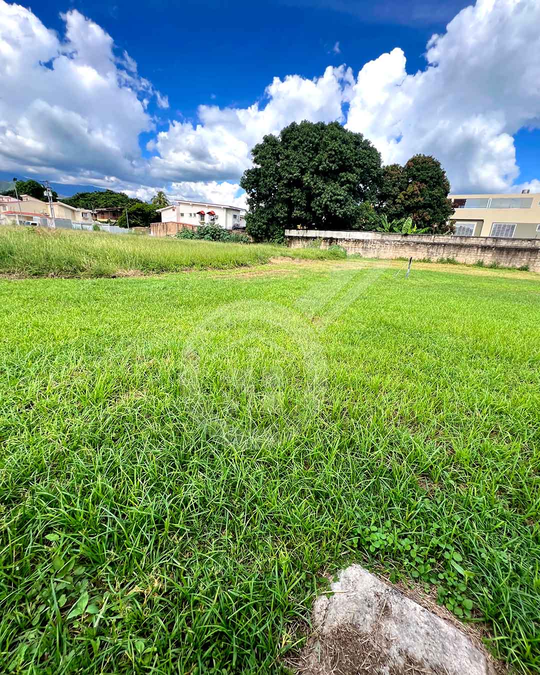 TERRENO VENTA URB. TIUNA - MARACAY