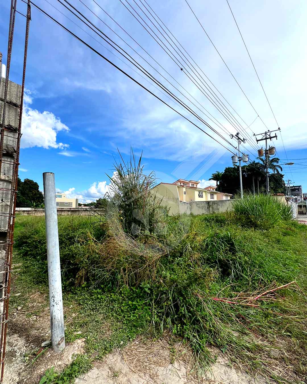 TERRENO VENTA URB. TIUNA - MARACAY